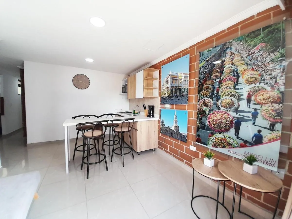 Precioso apartamento en Medellín con parqueadero gratis laure